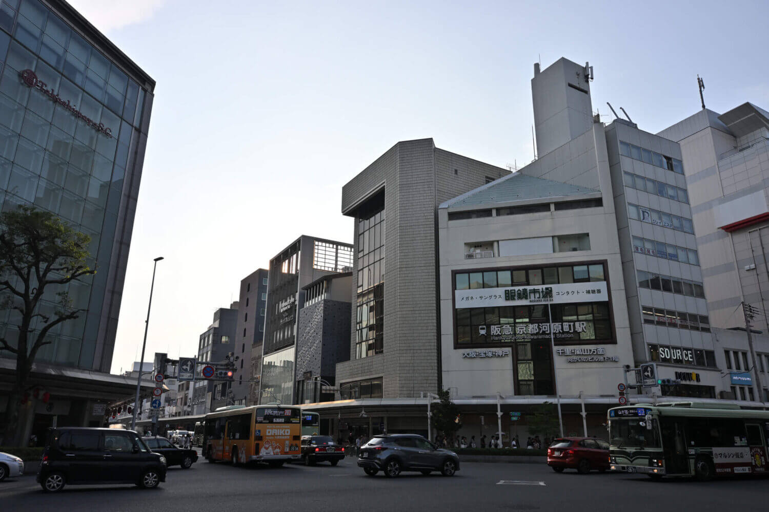 2025年京都府下路線価トップは34年連続で四条河原町北西角